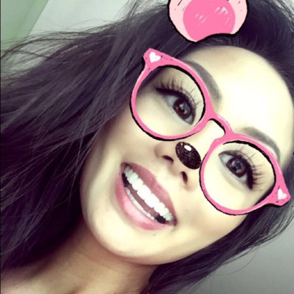 Meet your Posher, Victoria